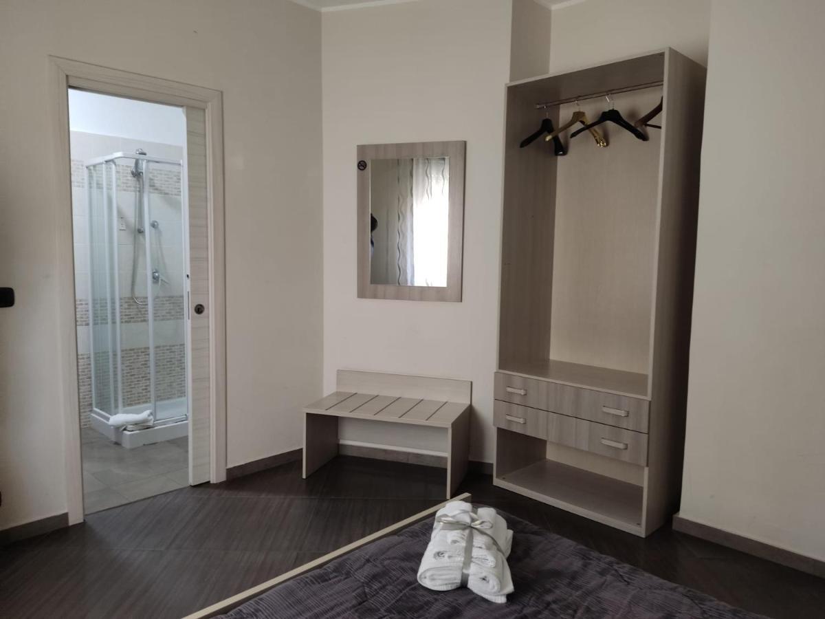 Civico 83 Bed & Breakfast Reggio di Calabria Bagian luar foto