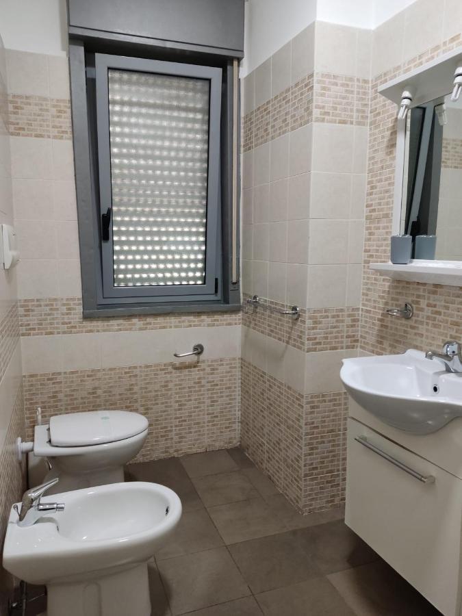 Civico 83 Bed & Breakfast Reggio di Calabria Bagian luar foto