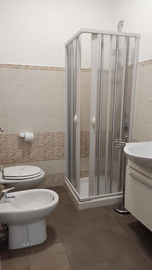 Civico 83 Bed & Breakfast Reggio di Calabria Bagian luar foto