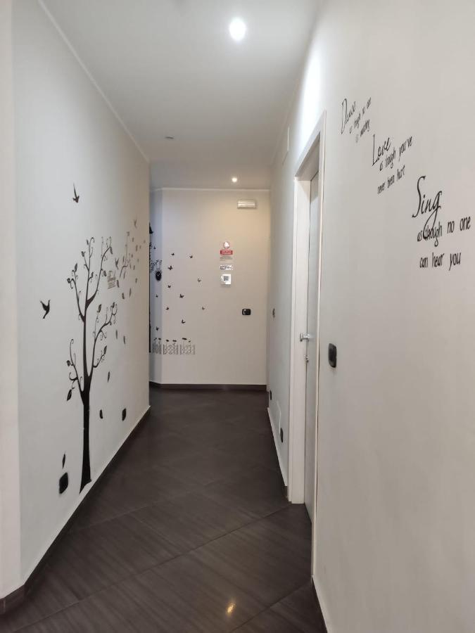 Civico 83 Bed & Breakfast Reggio di Calabria Bagian luar foto