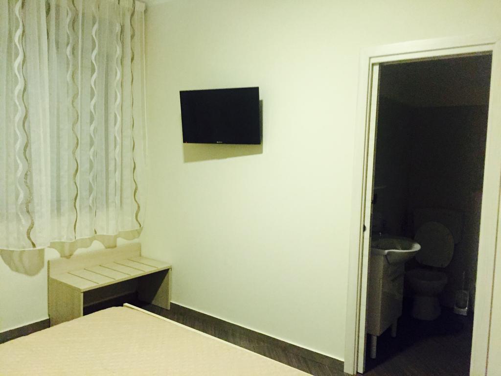 Civico 83 Bed & Breakfast Reggio di Calabria Ruang foto