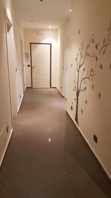 Civico 83 Bed & Breakfast Reggio di Calabria Bagian luar foto